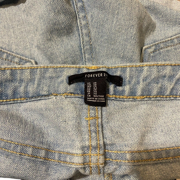 Forever 21 Size 29 Distressed High Rise Button Fly Cuffed Hem Denim Jean Shorts - Picture 3 of 16